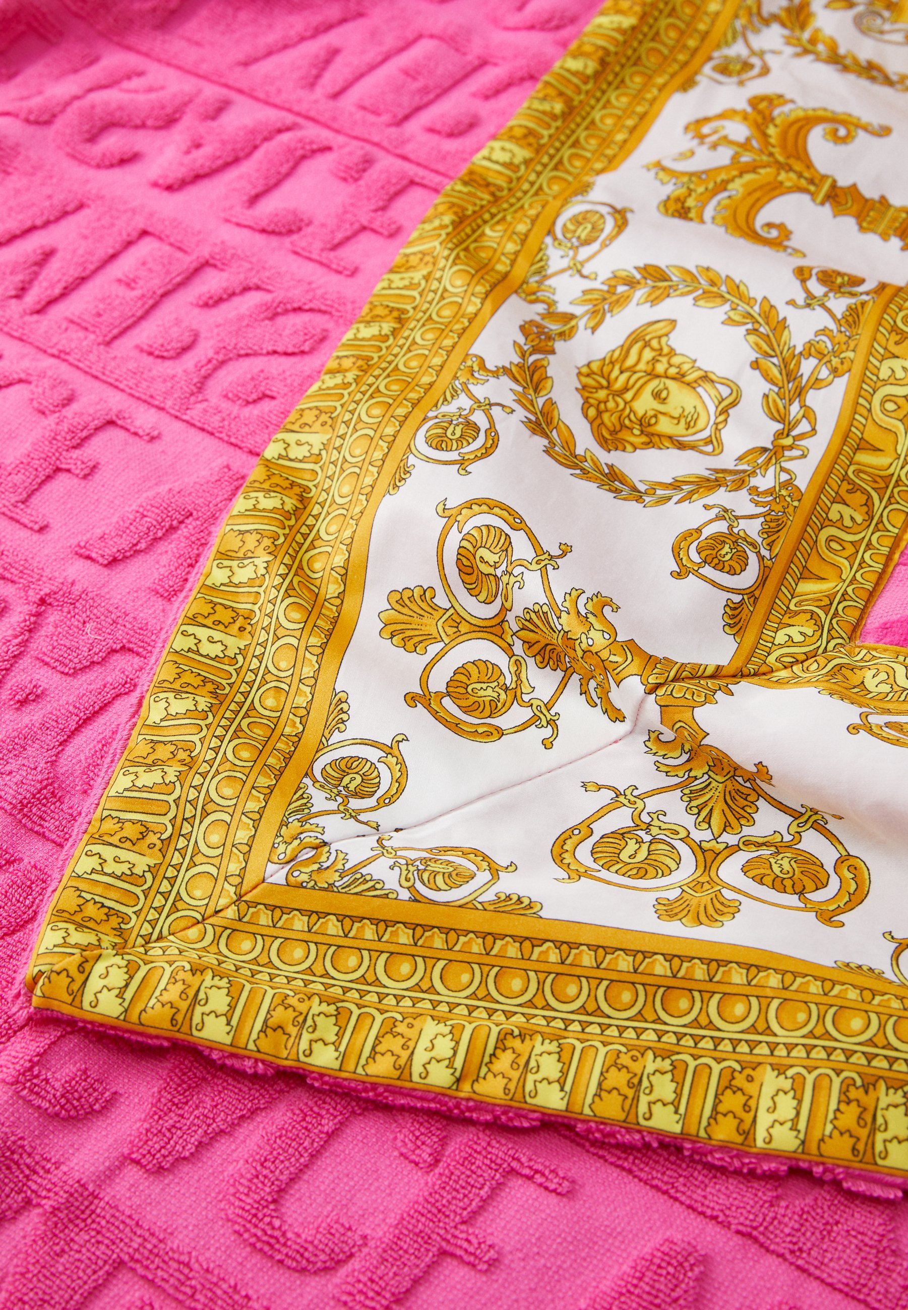 Versace Badetuch I Heart Barock - Strandtuch - Fuchsia