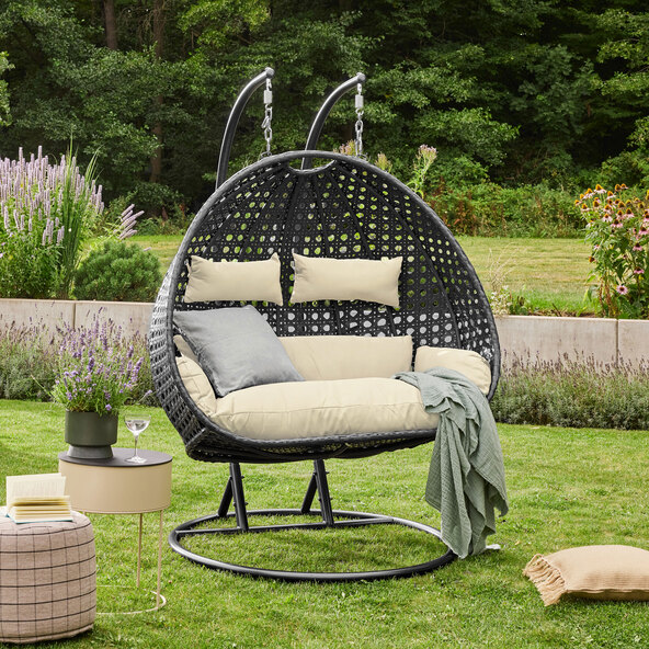 TWIN hengestol i polyrattan, svart