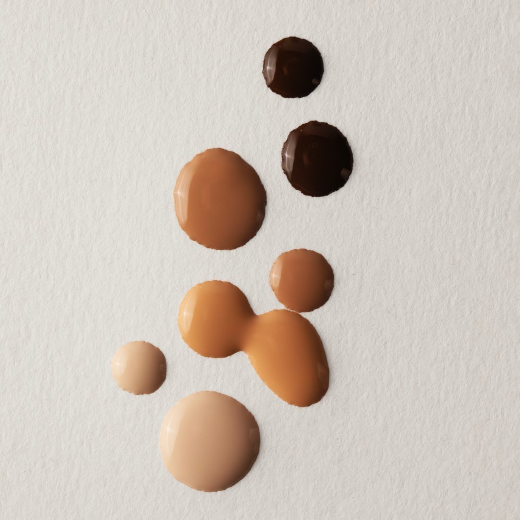 KYLIE COSMETICS Skin Tint Blurring Elixir