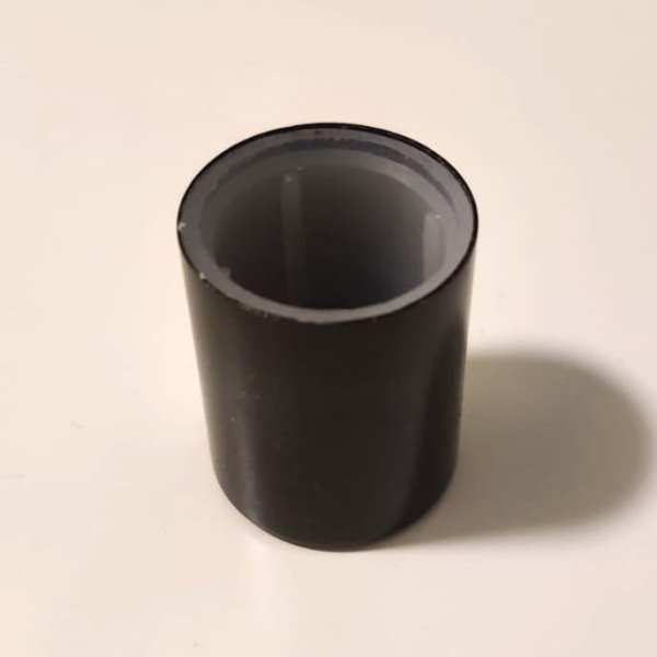 Bouchons de parfum noirs brillants, format moyen, en Alumen FEA 15 (vente en gros)