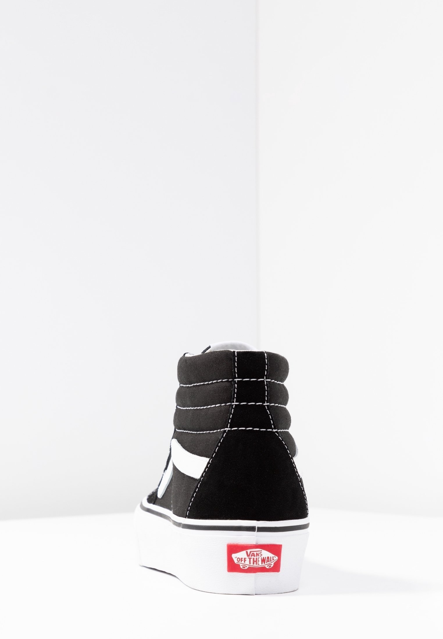 „Vans“ aukštakulniai sportbačiai – juodi