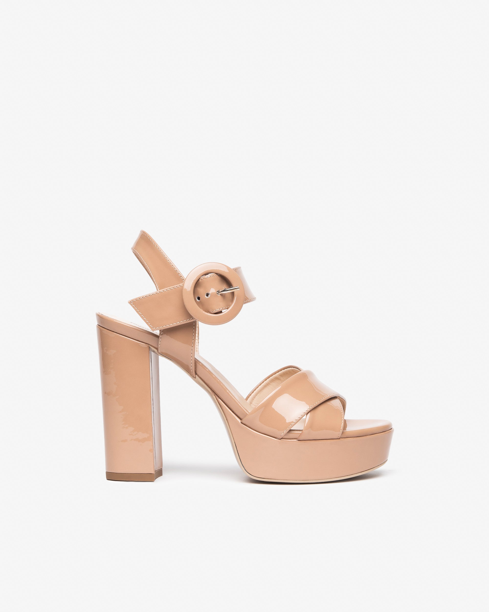  Sandales en cuir verni pour femmes