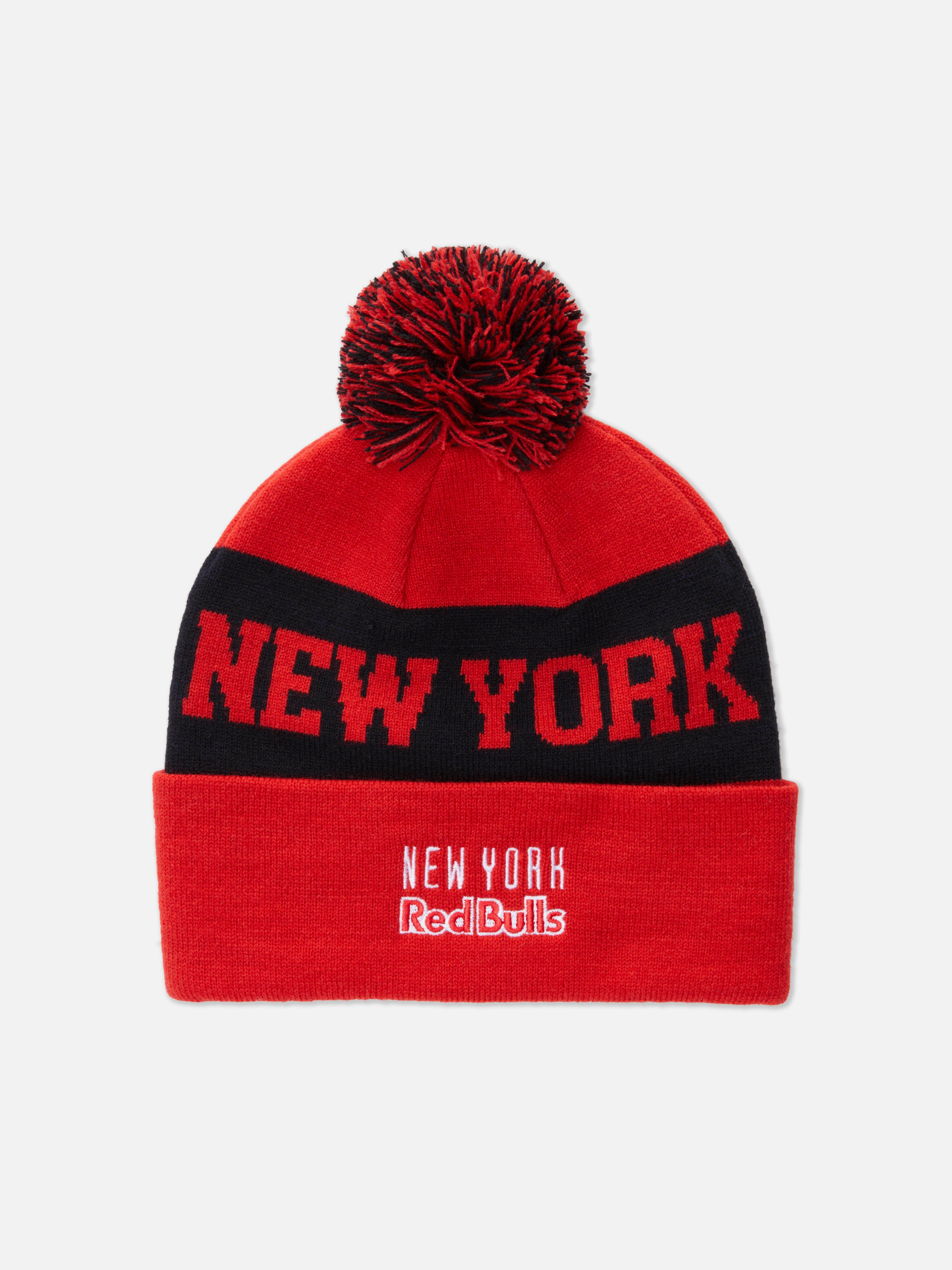 Strickmütze der New York Red Bulls Eine gestrickte Mütze des Teams der New York Red Bulls mit einem Bommel oben drauf