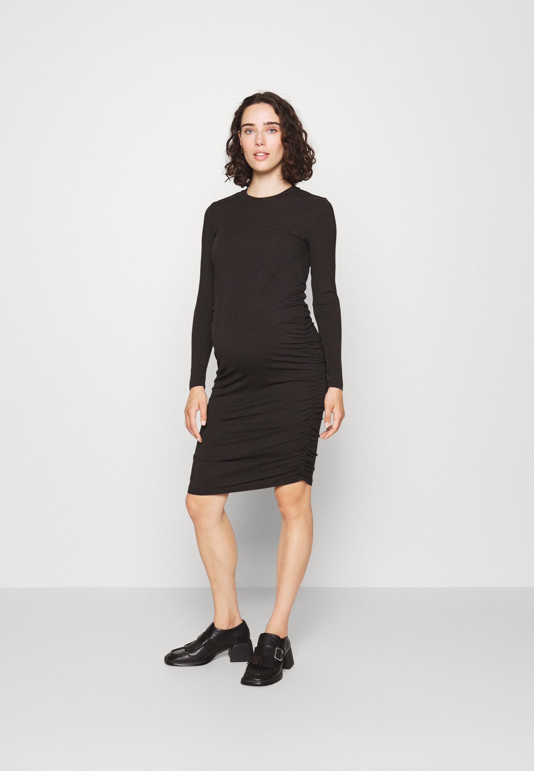 ONLY MATERNITY OLMITSI RUCHING - Jersey jurk - zwart