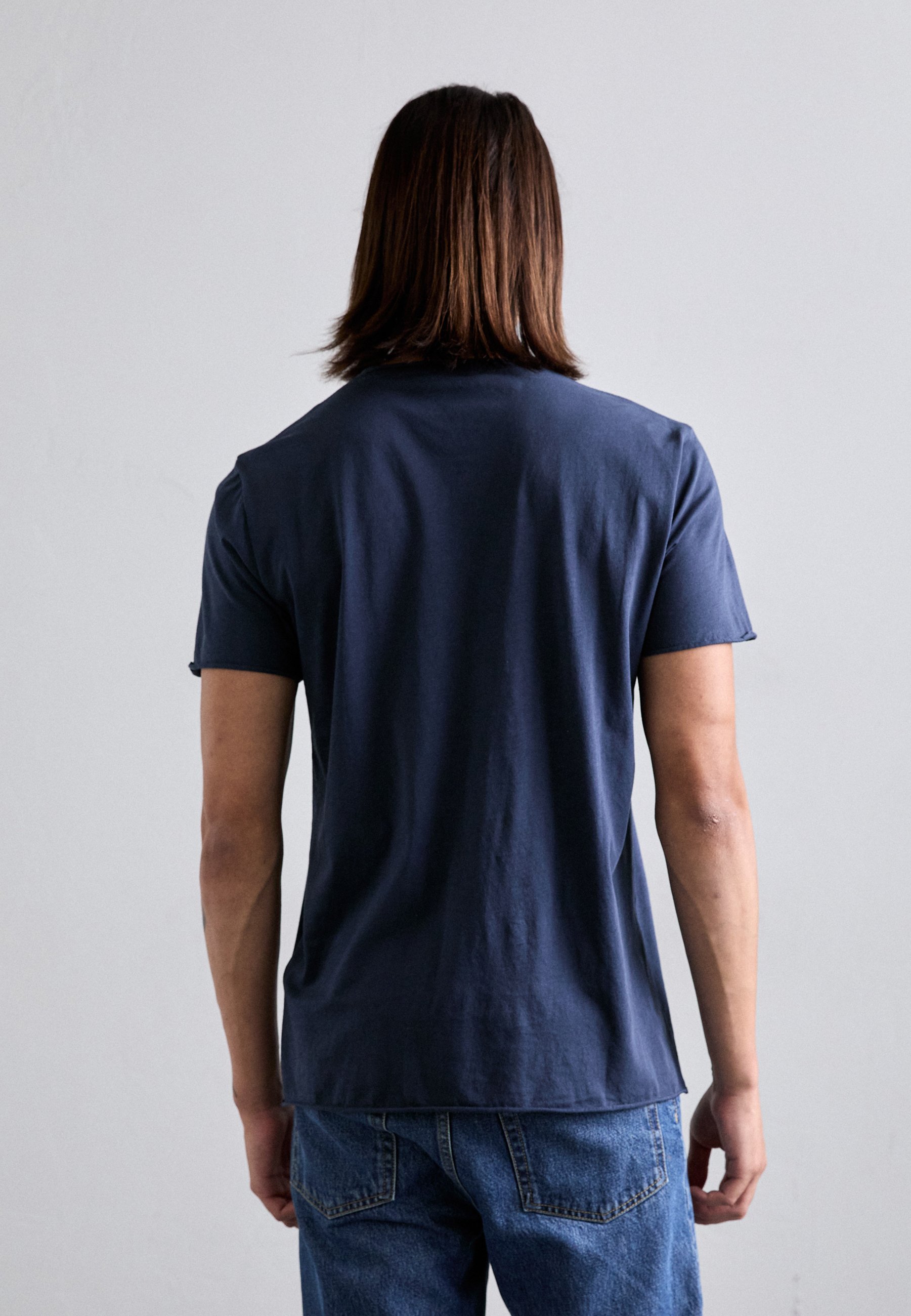 Filippa K Rollkragen-T-Shirt – Basic-T-Shirt – Dunkelblau