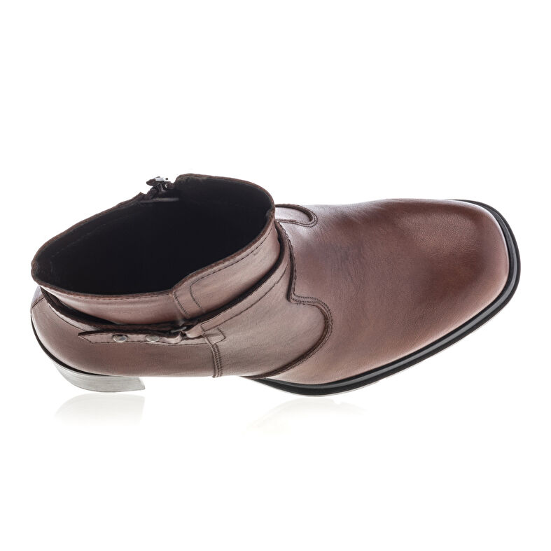Braune Damenstiefel / Stiefeletten