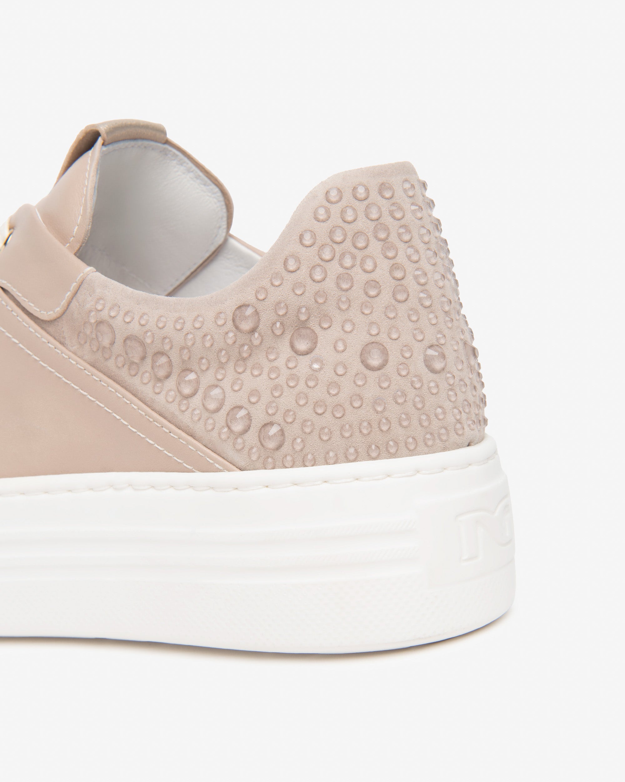 Baskets en cuir et daim pour femmes