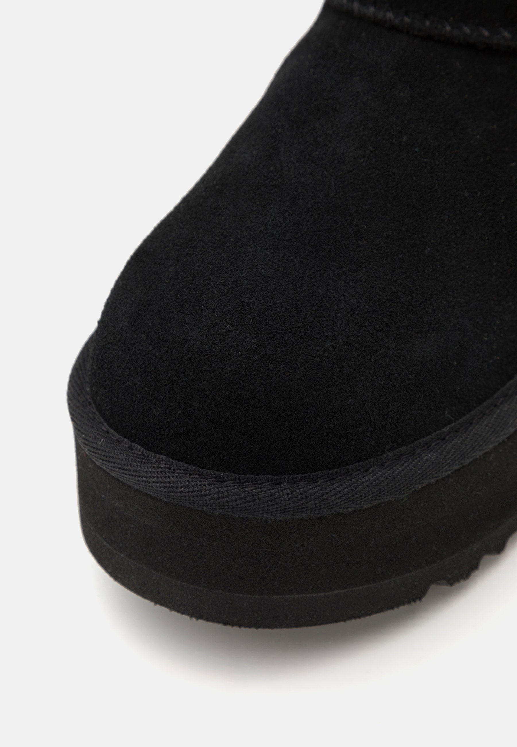 UGG CLASSIC MINI UNISEX - Klassieke enkellaarsjes - zwart