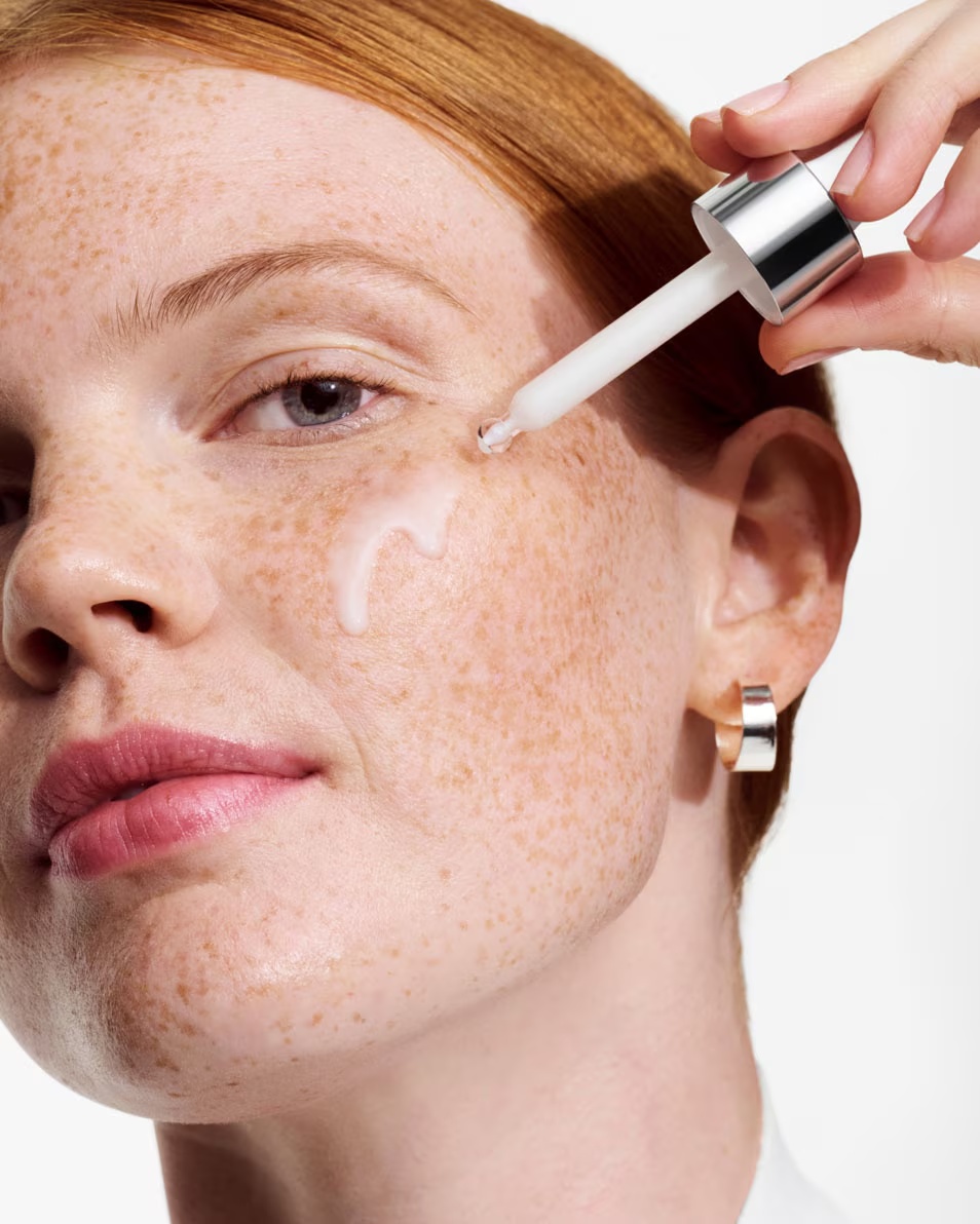 CLINIQUE Moisture Surge™ Active Glow Serum Hidratantni serum