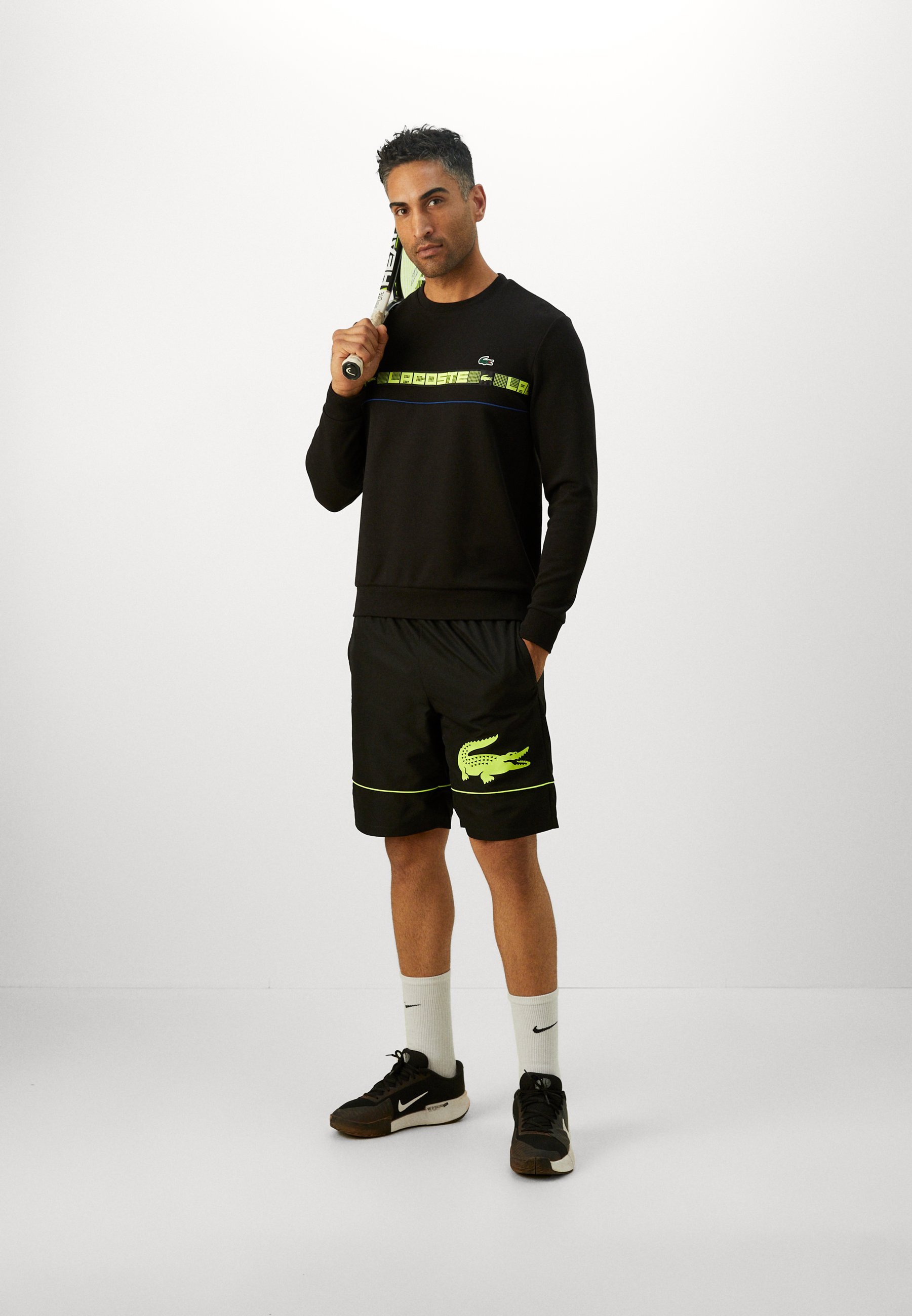 Szorty sportowe Lacoste Sport - czarne/fluo-żółte
