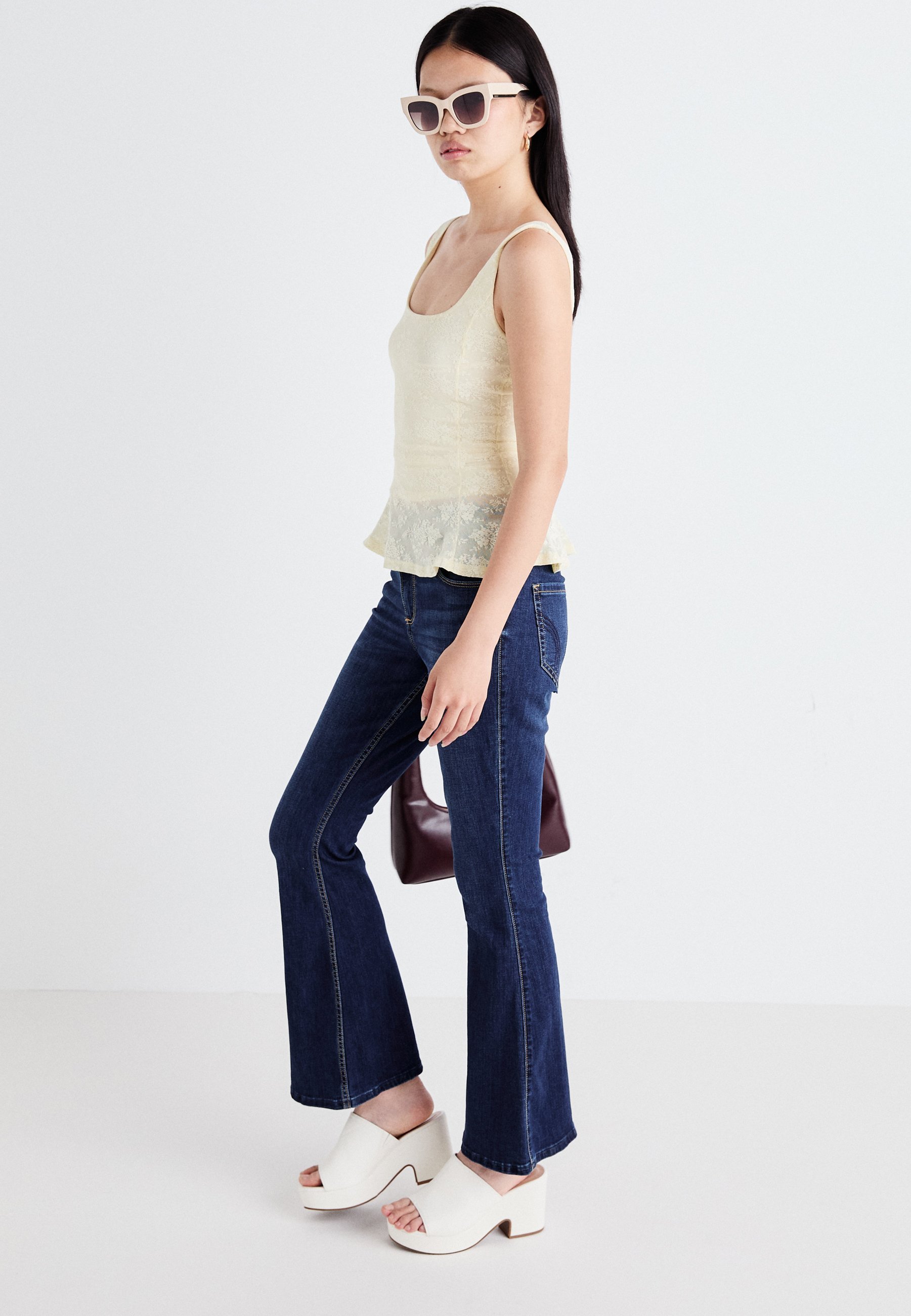 Gina Tricot SINGLET - Bovenkant - citroenglazuur