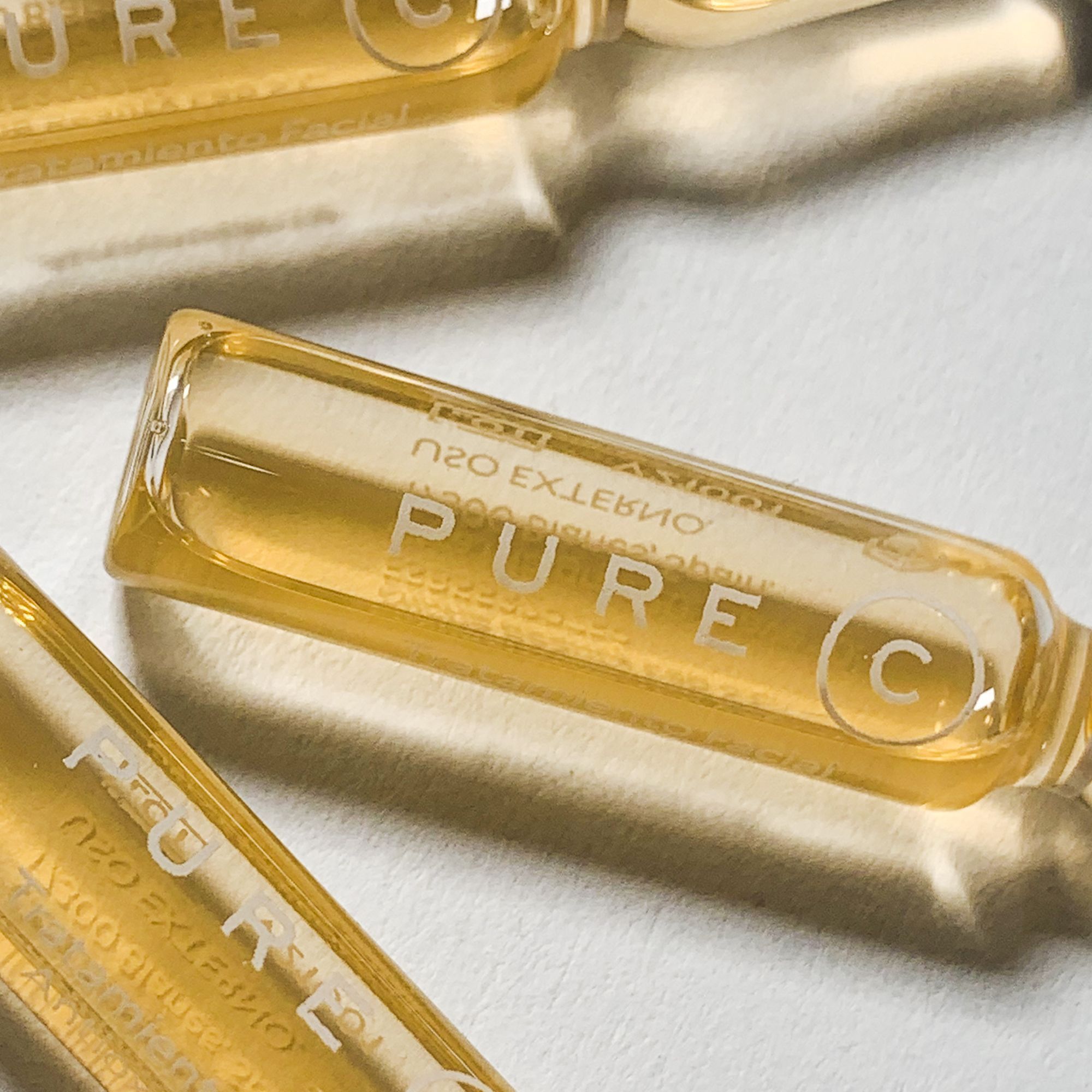 Pure C ampule 20% vitamina C antioksidativni tretman Kreme protiv bora i starenja
