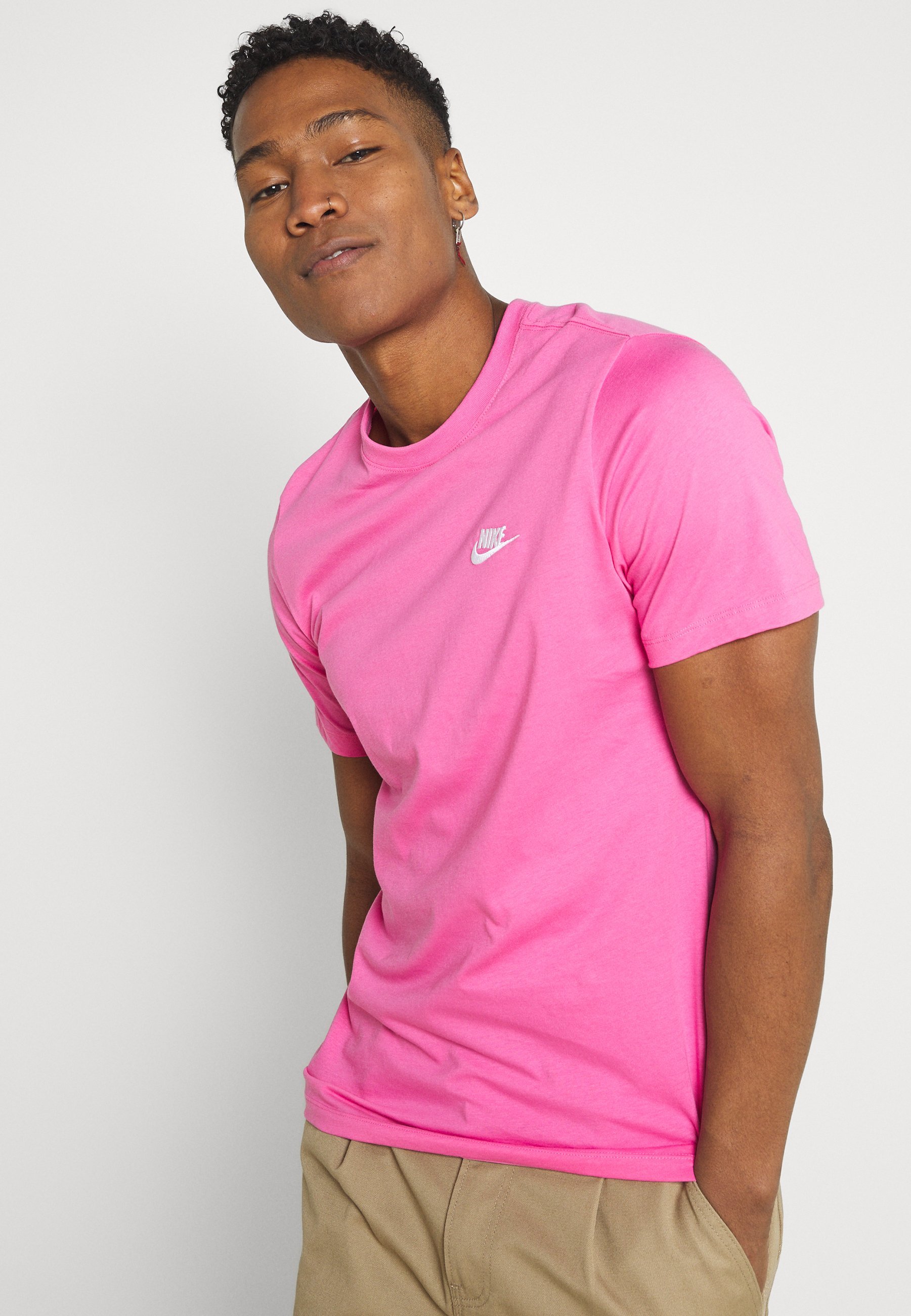 Nike Sportswear Basic T-shirts