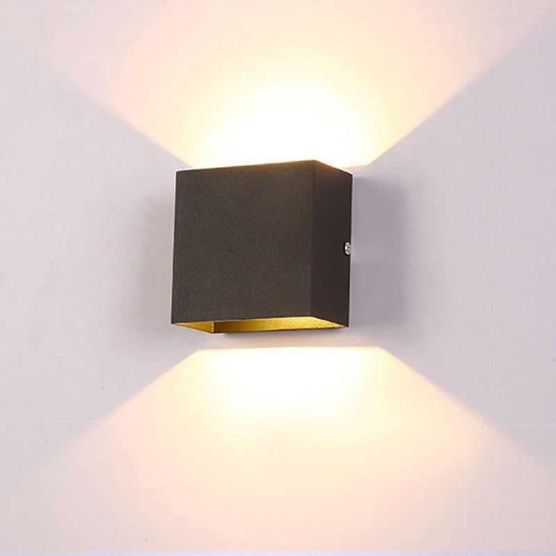 Applique murale LED carrée 6W à intensité variable sur rail, projet Lampada, lampe murale LED en aluminium, lampe de chevet pour chambre à coucher, corps blanc.