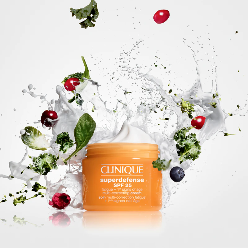 Clinique Superdefense™ FPS 25 Fadiga + Primeiros Sinais de Envelhecimento Creme Multicorretor contra os primeiros sinais de envelhecimento para pele seca e mista