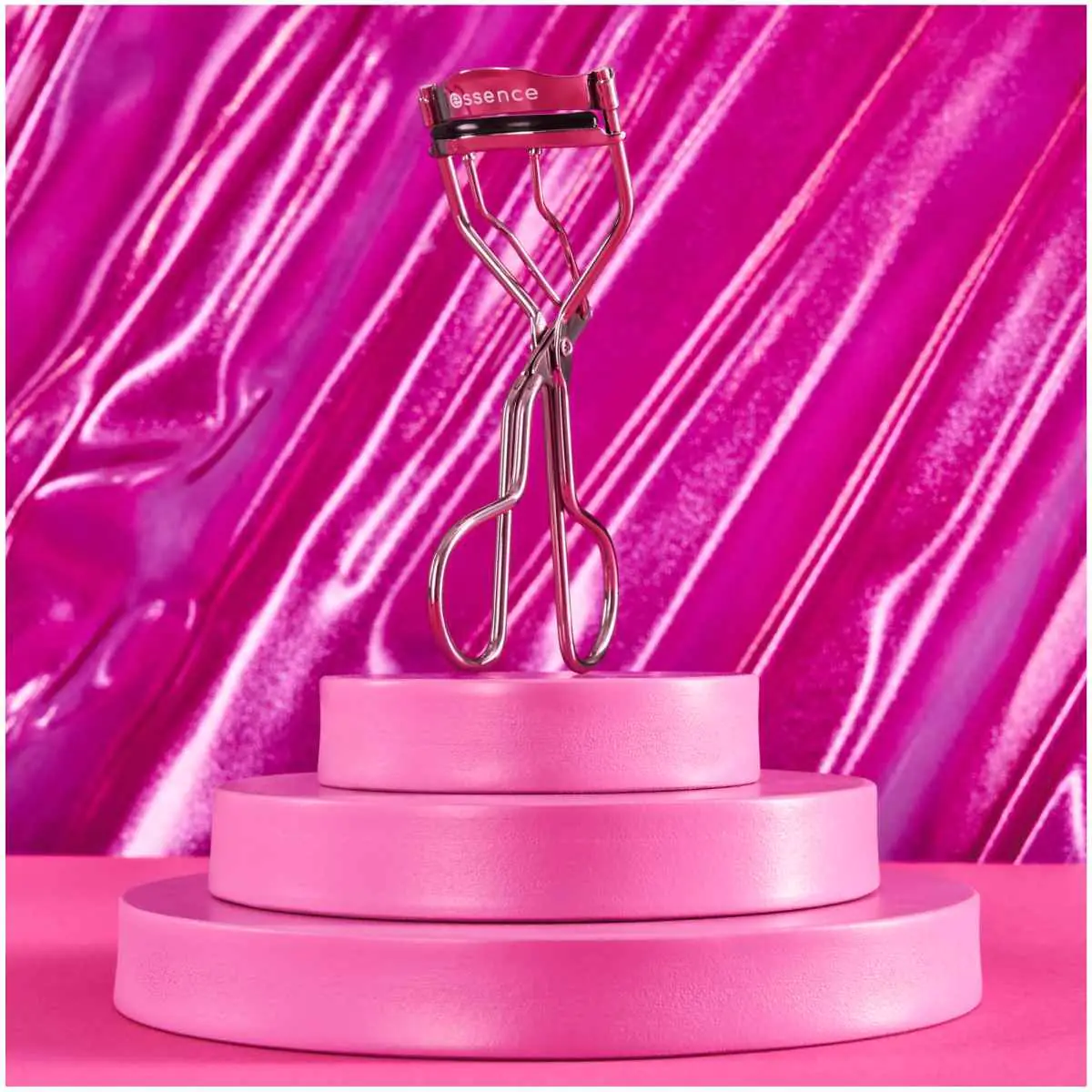Essence - Lash Curler 01 1szt