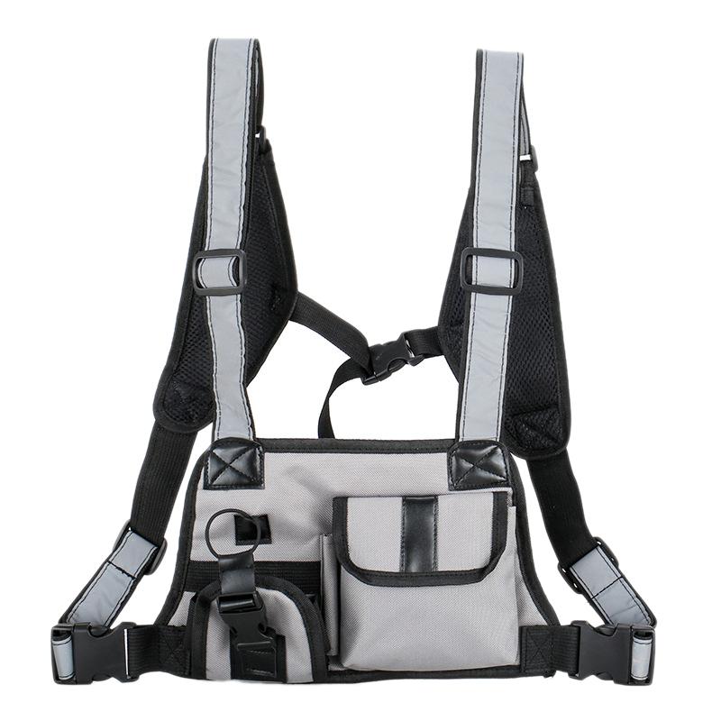 Sacoche de poitrine en nylon pour homme, style hip-hop unisexe streetwear, fonctionnelle et multifonctionnelle, avec sangle.