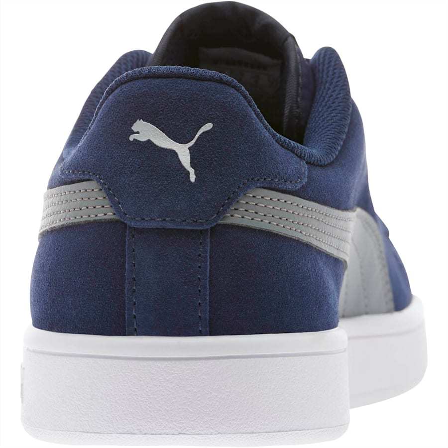 PUMA Smash v2 Sneakers