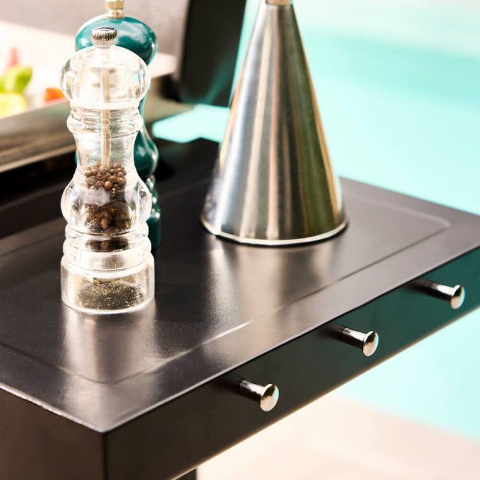 Plancha gaz Stellar 700 - BRASERO BY FAVEX - 3 brûleurs 12 kW - Plaque inox 69,5 x 44 cm - 12 convives - Capot, Chariot équipé