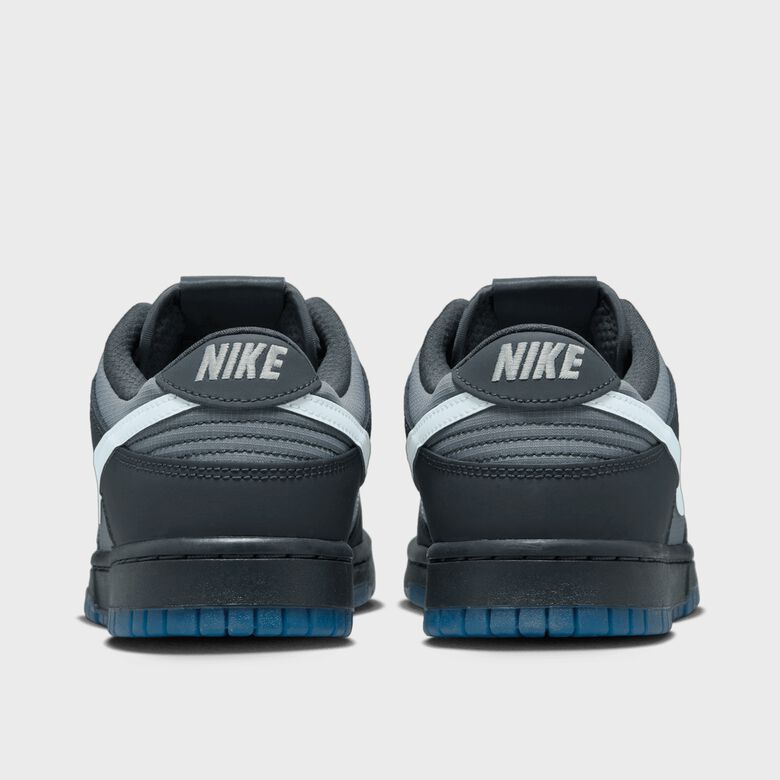 Dunk Low Retro