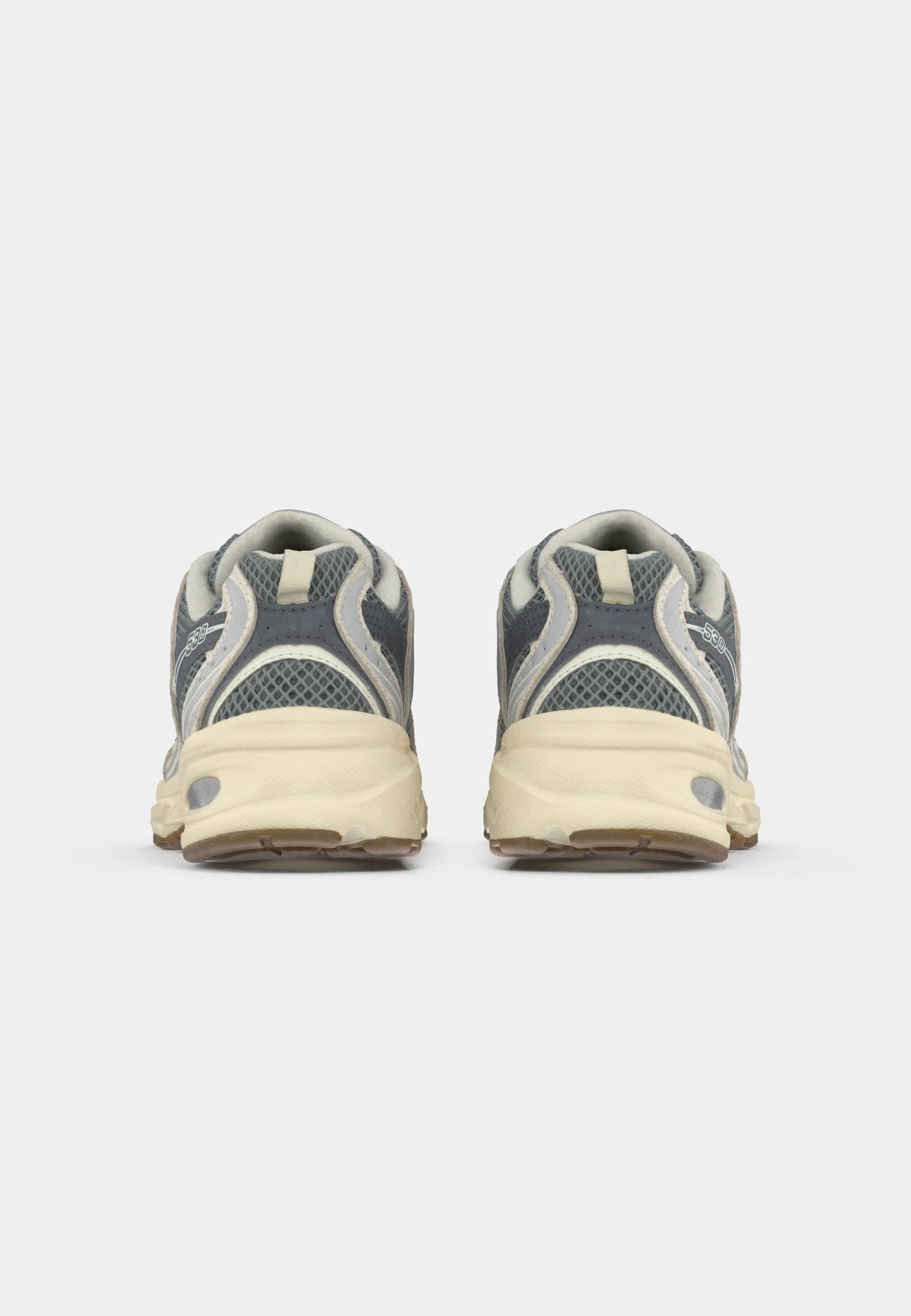 „New Balance“ žemapadžiai sportbačiai