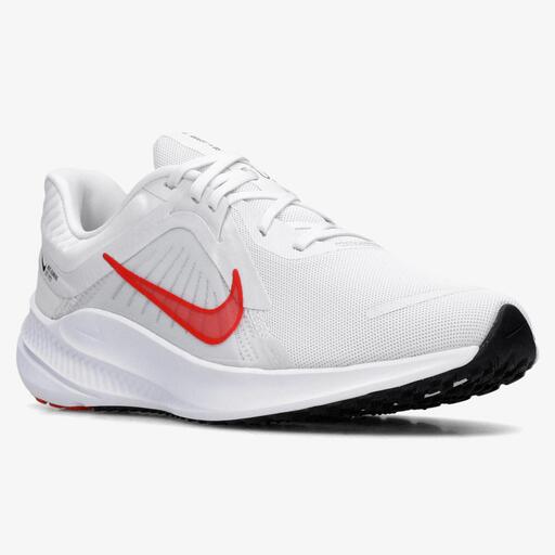 Nike Quest 5