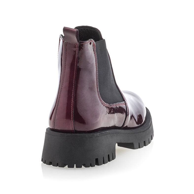 Rote Damenstiefel / Stiefeletten