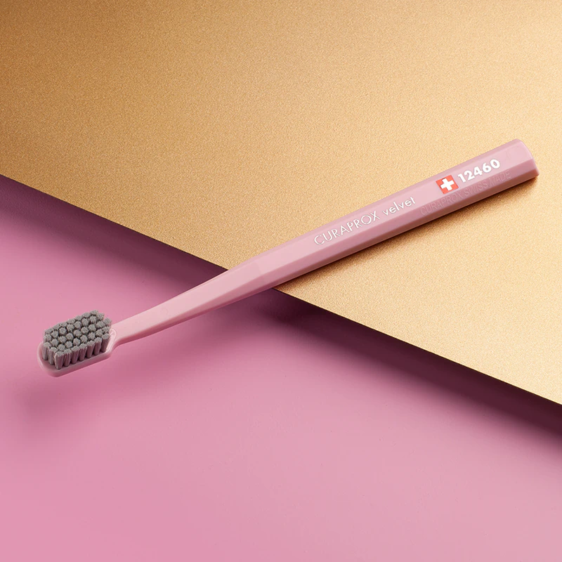 Escova de dentes Curaprox CS 12460B Velvet