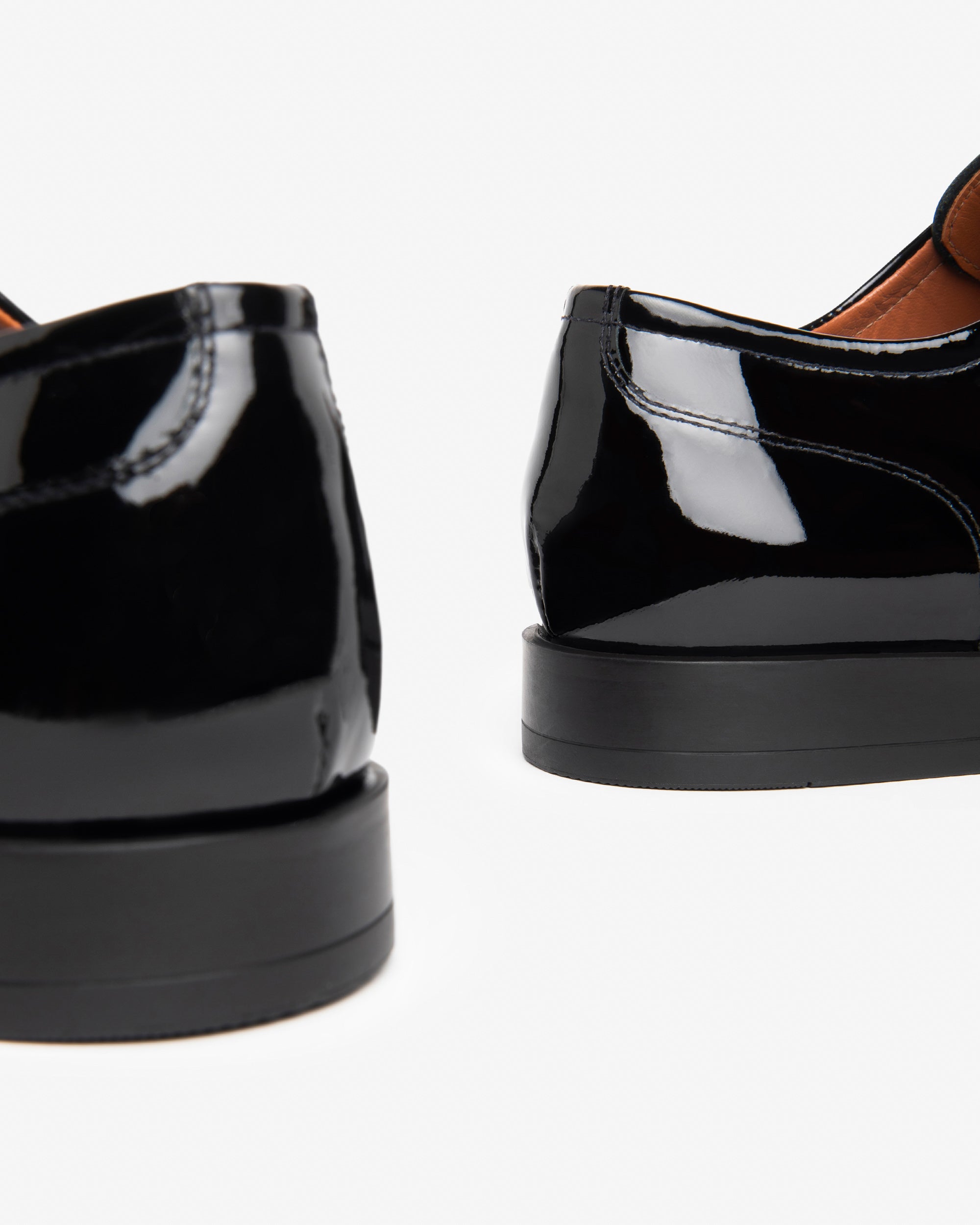 Chaussures à lacets en cuir verni pour hommes