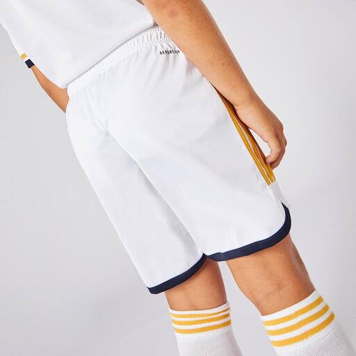  Uniforme principal do Real Madrid para a temporada 23/24