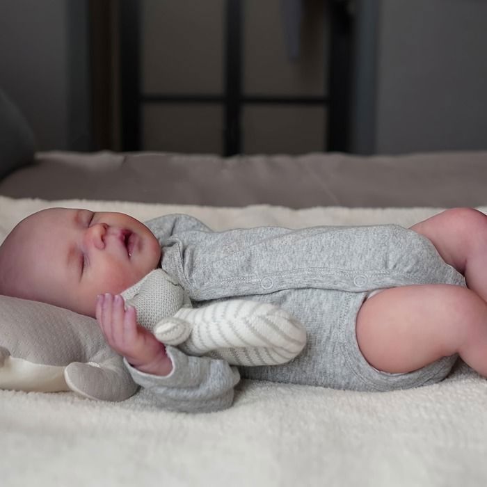 Realistische Rebornpop - 40 cm - Zacht stoffen lijfje - Cadeau voor kinderen