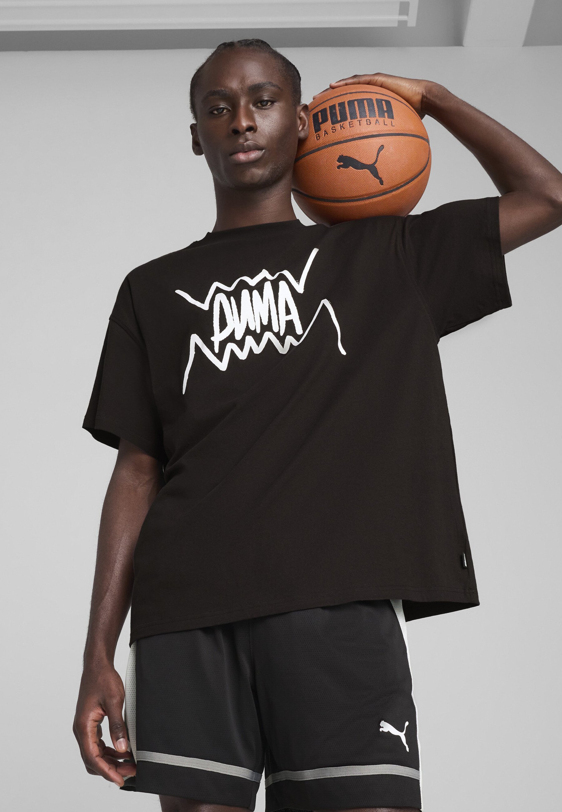 Puma JAWS CORE BASKETBALL - T-shirt met print - zwart
