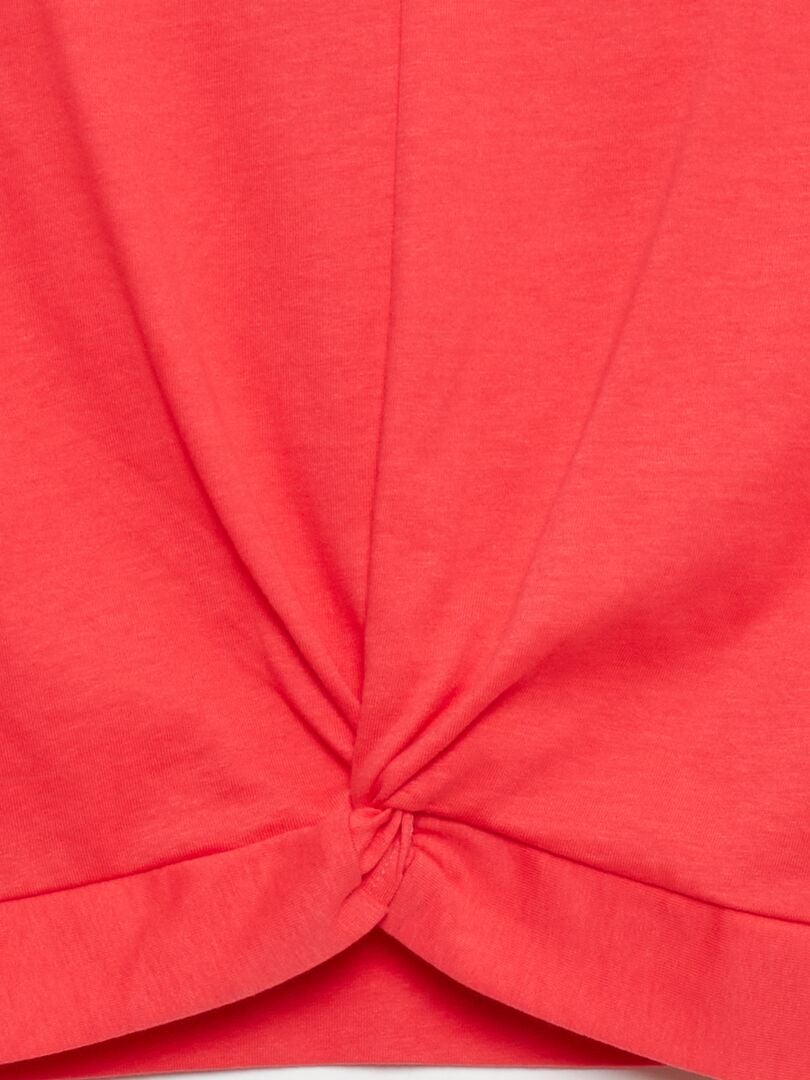 Camiseta con nudo frontal - ROSA