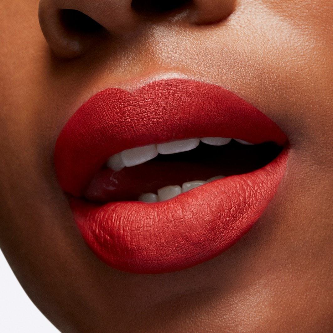 MAC Lipstick Locked Kiss Ink™ tečni ruž za usne – 5 ml