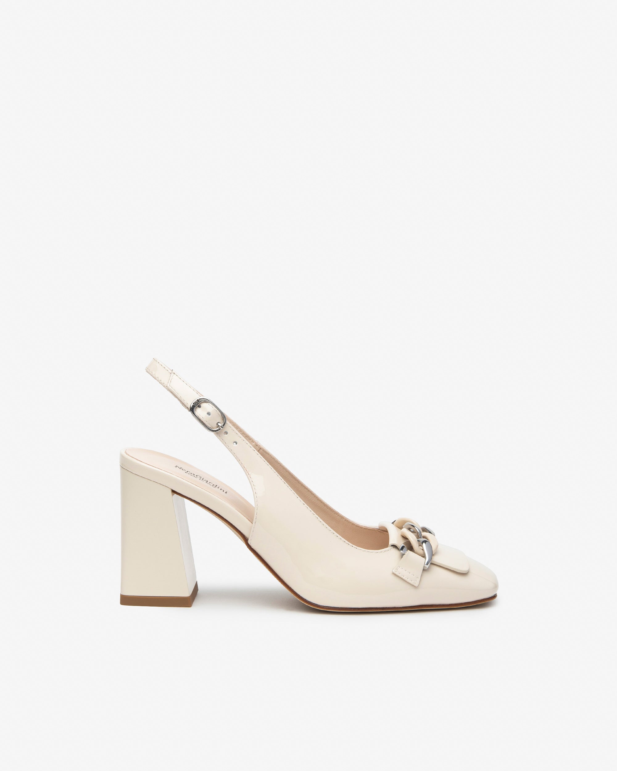  Damen-Pumps aus Lackleder