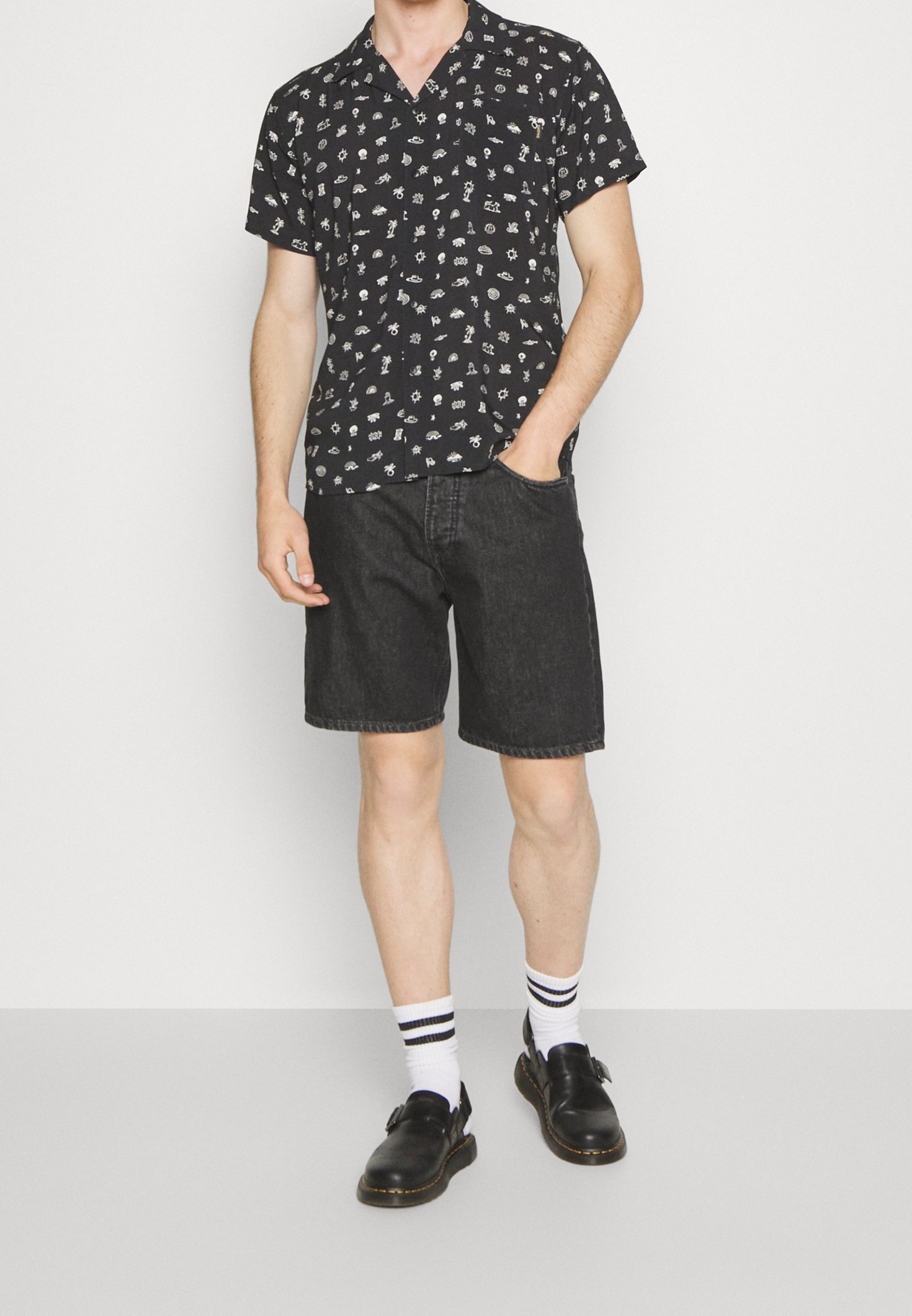 Kaotiko shirt - zwart