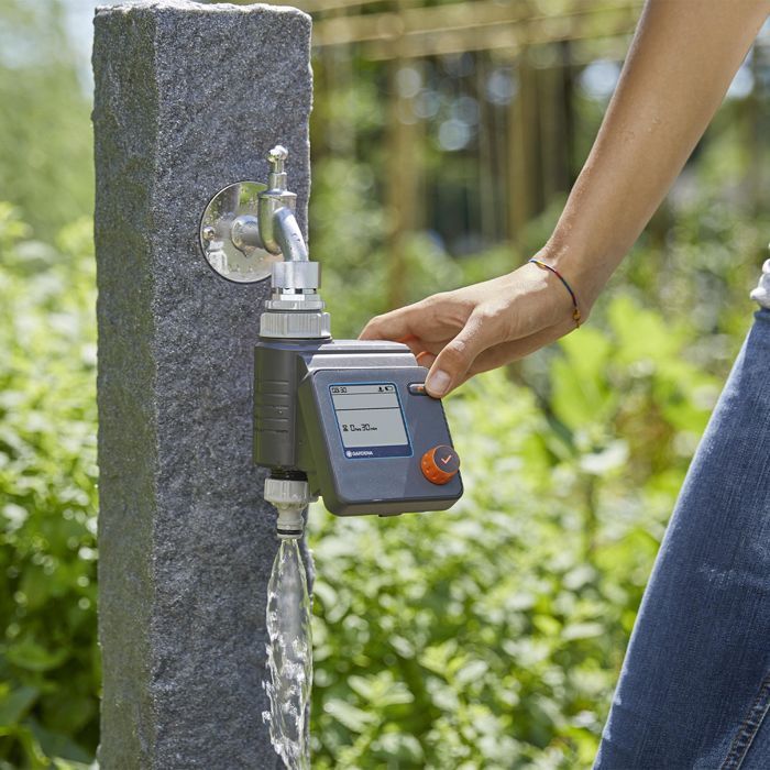 GARDENA Select Irrigatietimer - LCD-display - Veilige stoptechnologie - Gemaakt in Duitsland