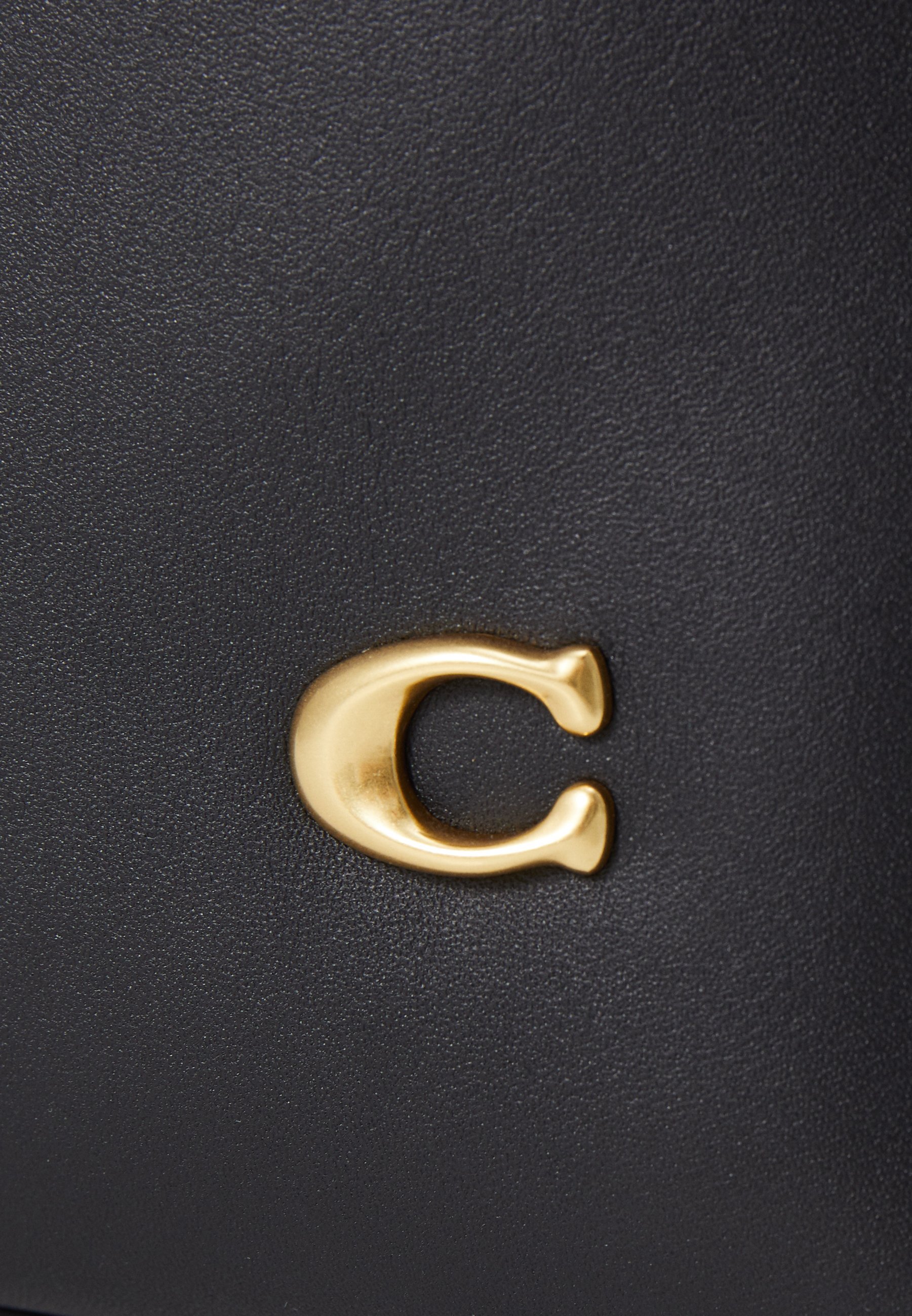 COACH JULIET SHOULDER RANKINĖ - Rankinė per petį - juoda