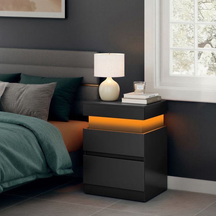 Conjunto de 2 mesas de cabeceira modernas com iluminação LED, mesa lateral, 2 gavetas, régua de tomadas integrada, 35 x 40 x 55 cm, pretas.
