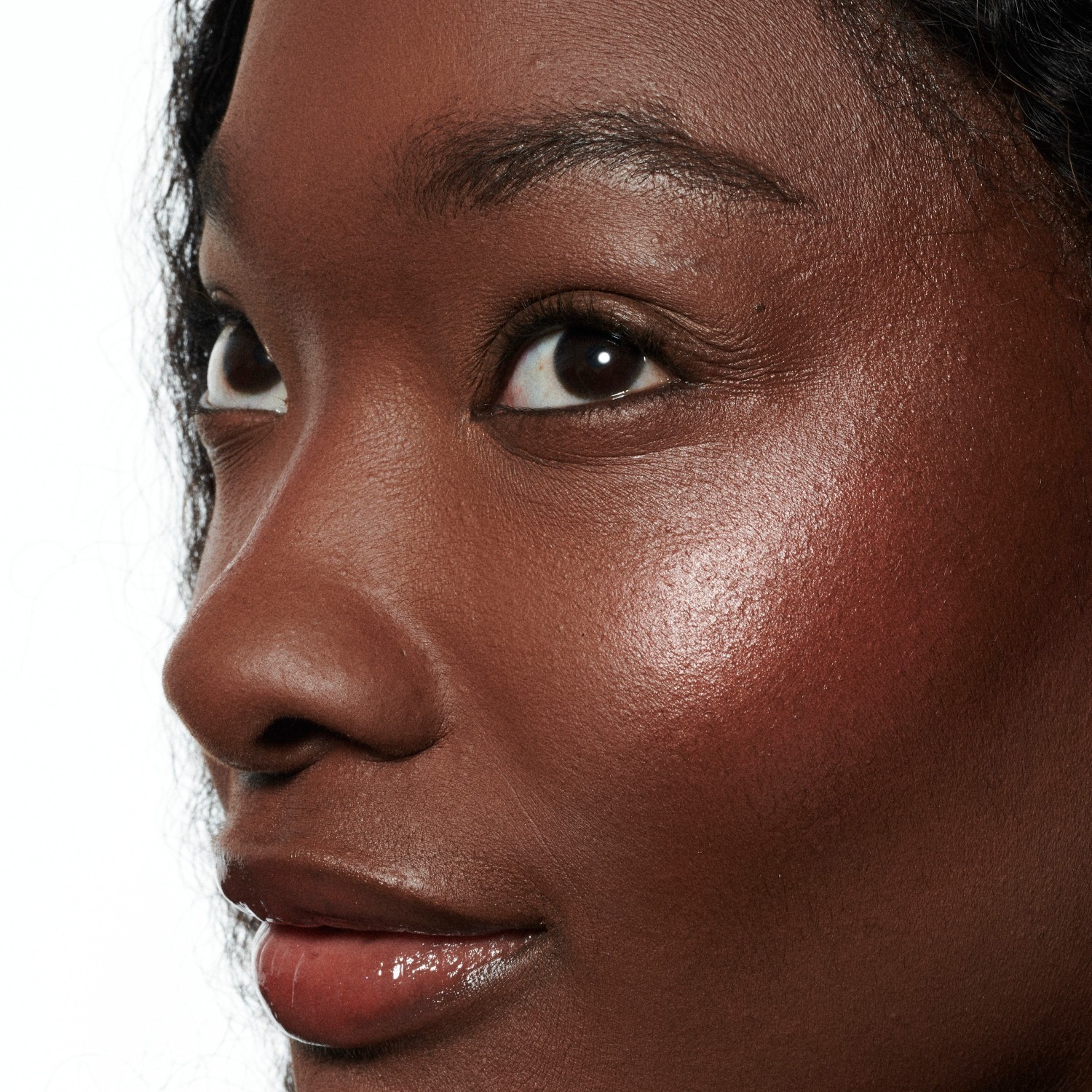 MAC Blush Strobe Strobe Beam šķidrais vaigu sārtums - 4,3 ml