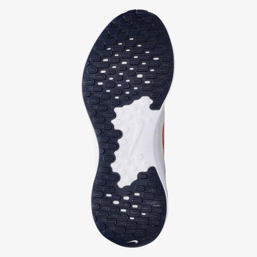  Nike Revolution 7