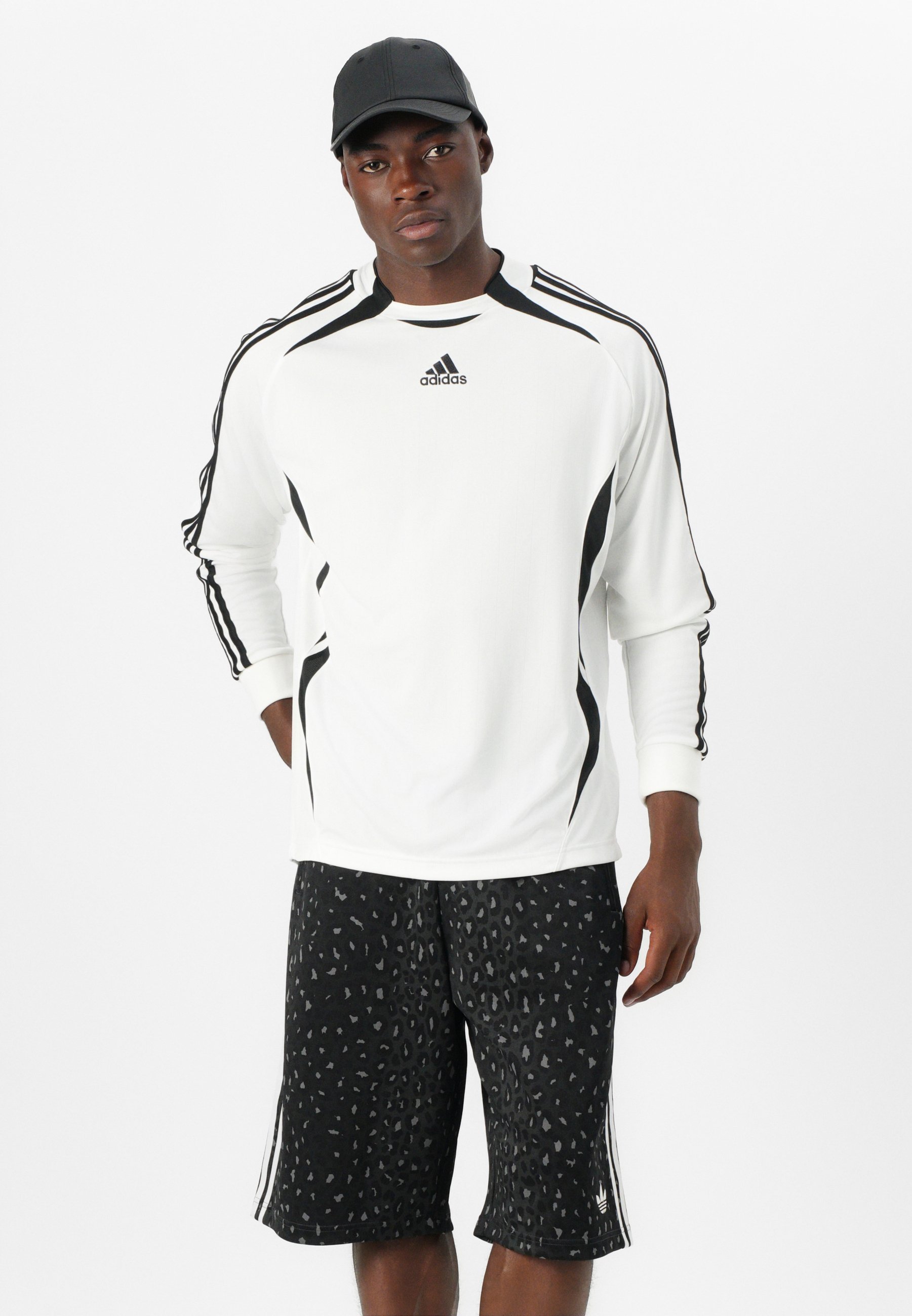 adidas Originals GRAPHIC OS SHO - Teplákové nohavice - čierna