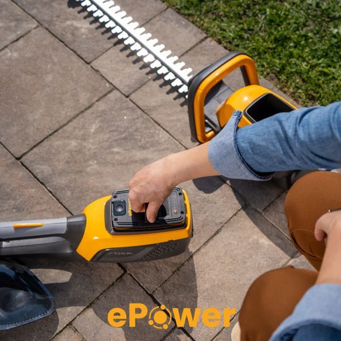 STIGA MT 500E DRAADLOZE MULTIFUNCTIONELE TOOL, HEGGENSCHAAR & SNOEISCHAAR, 48V, BLAD VAN 46 CM – TELESCOPISCHE HANDGREEP VAN 75 CM, GRIP