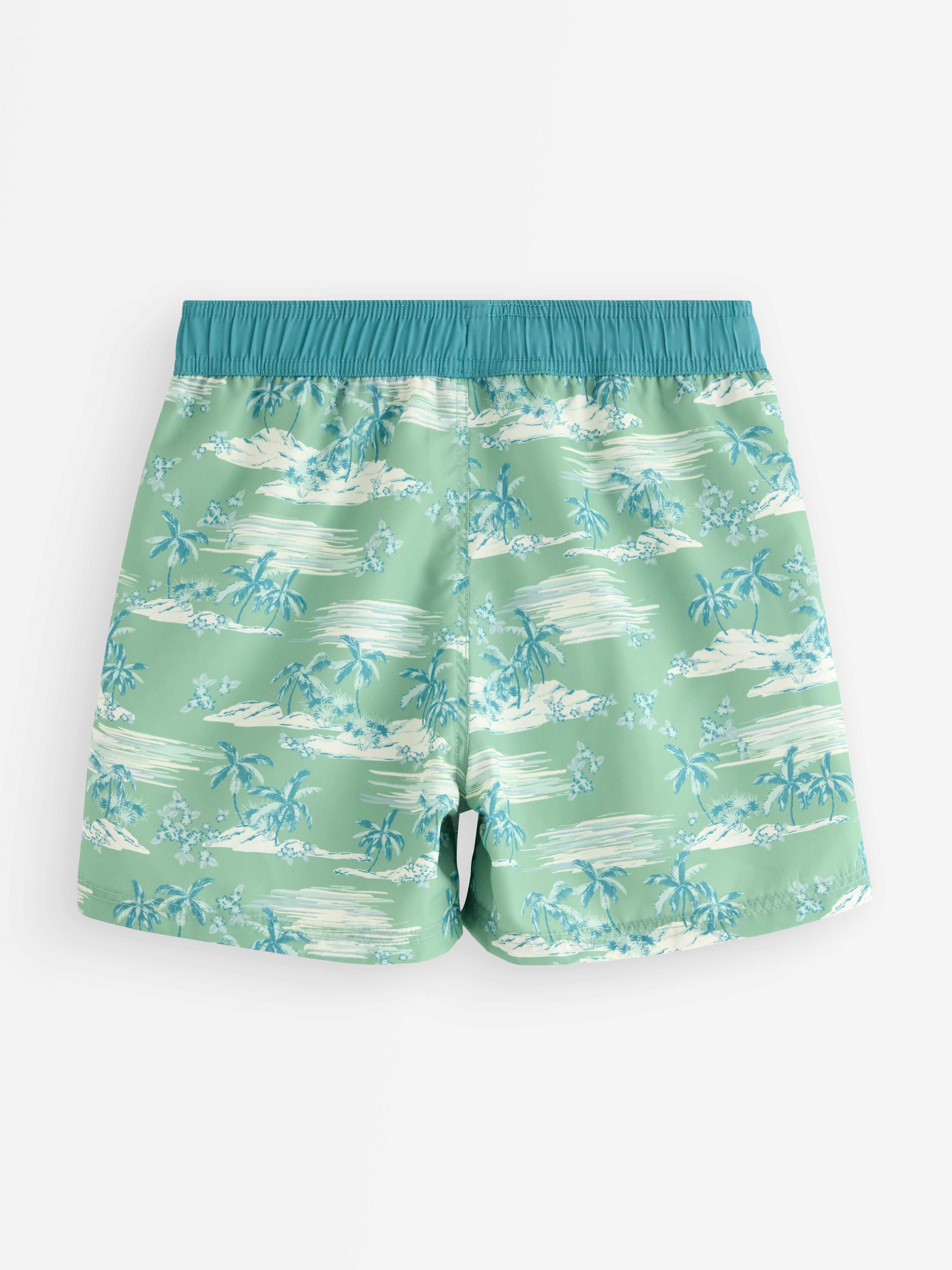 Mauvais shorts vert poussiéreux