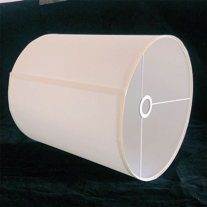 Paralume rotondo, 25 cm di diametro, 18 cm di altezza, 100% poliestere, adatto per lampade da tavolo o a sospensione.