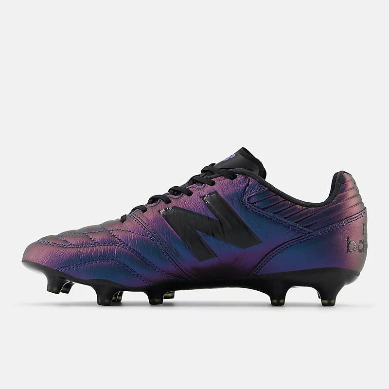 Pánský fotbalový míč 442 v2 Limited Edition FG – černý