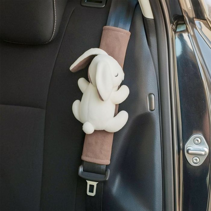 Carino | Protezione per cintura di sicurezza per bambini ultra morbida con peluche di nocciola - Taglia unica