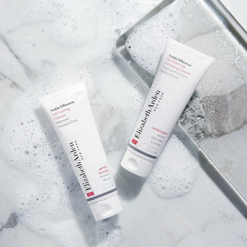 Elizabeth Arden Visible Difference piling čistilna pena za normalno do mešano kožo