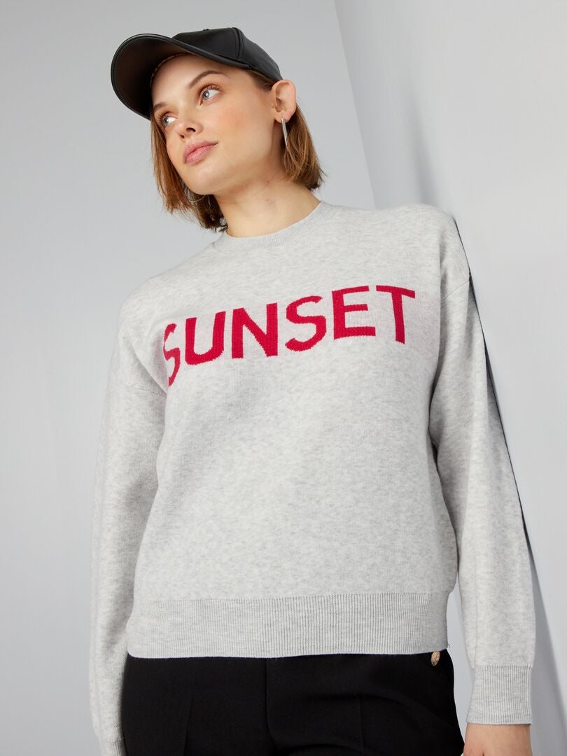 Sweter z napisem - SZARY