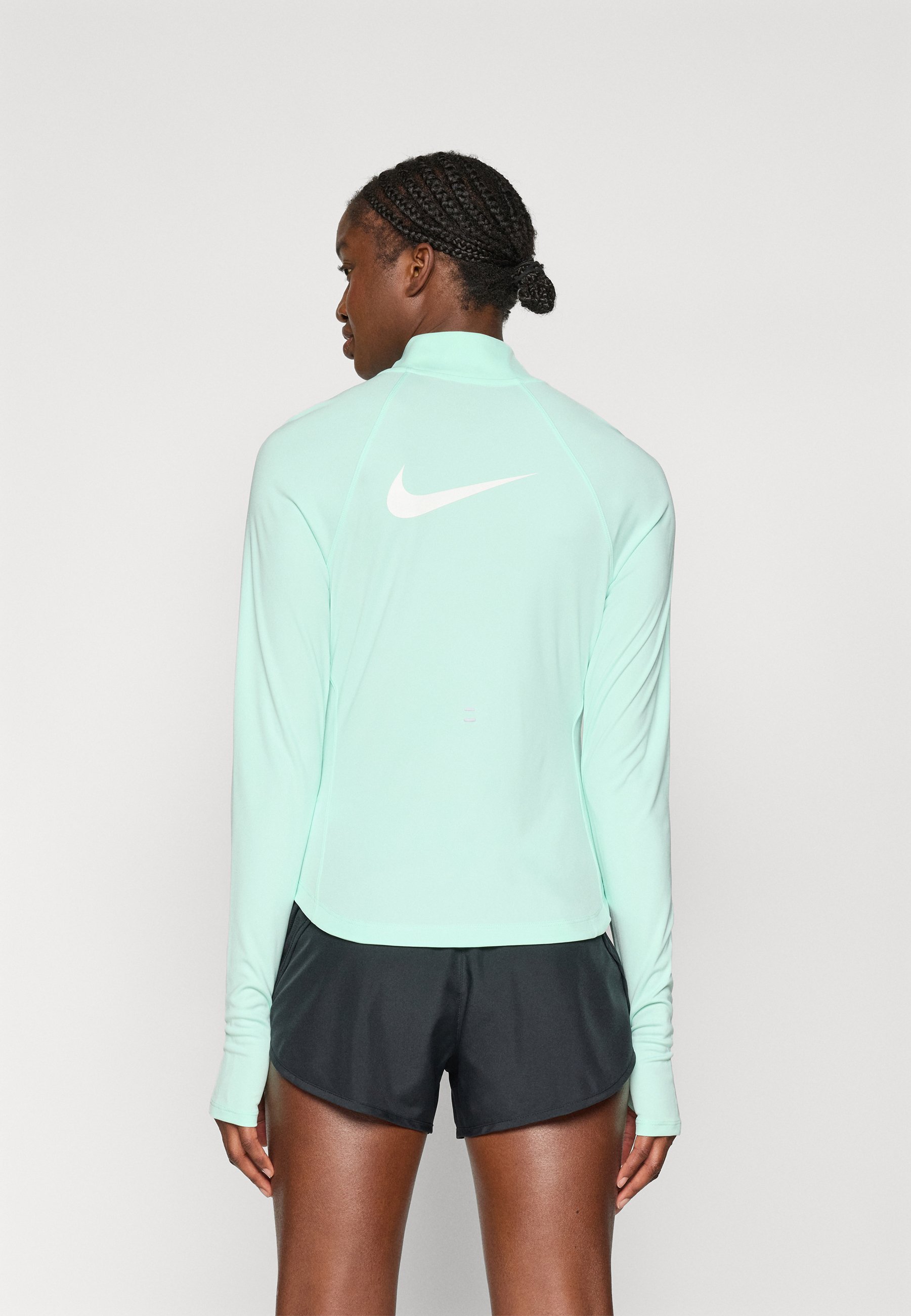 Nike Performance TEMPO TOP - Top met lange mouwen - mintgroen/wit